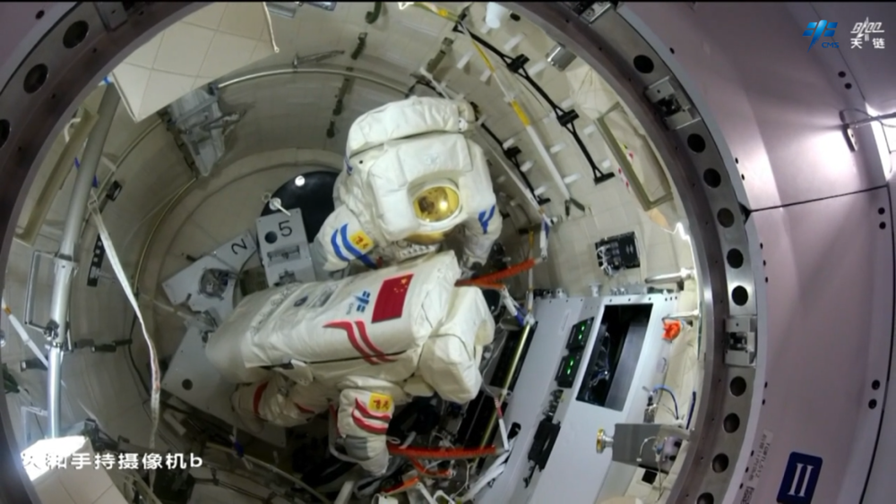 7点出发丨烧烤店卖“麻辣竹签”10元1份？店方：一天能卖上百份